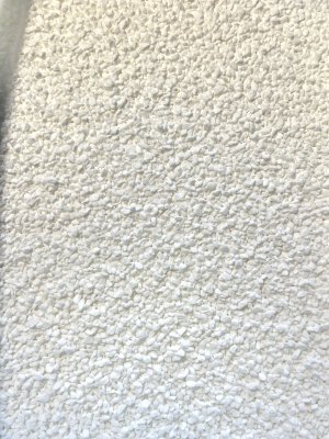 vitt socker till sockervadd från popz pärlsocker grovkornigt vitt närbild popz